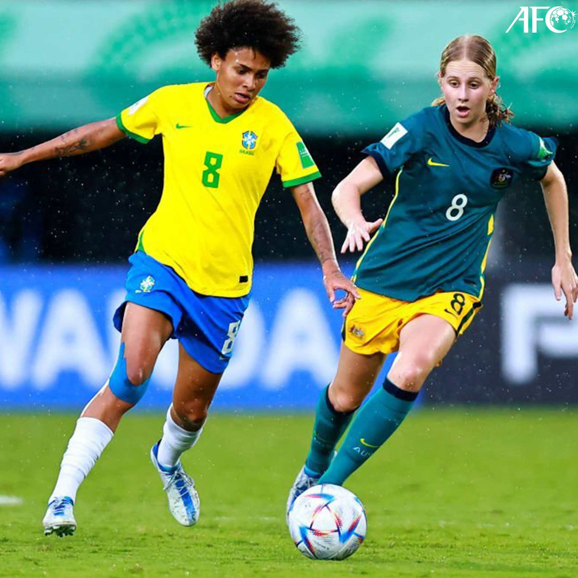 意大利女足迎来挑战，输球惊险晋级