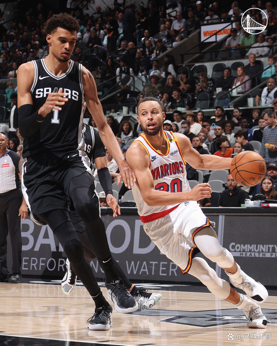 马刺客场大胜国王,全队发威呼声高涨 马刺客场大胜国王,全队发威呼声高涨