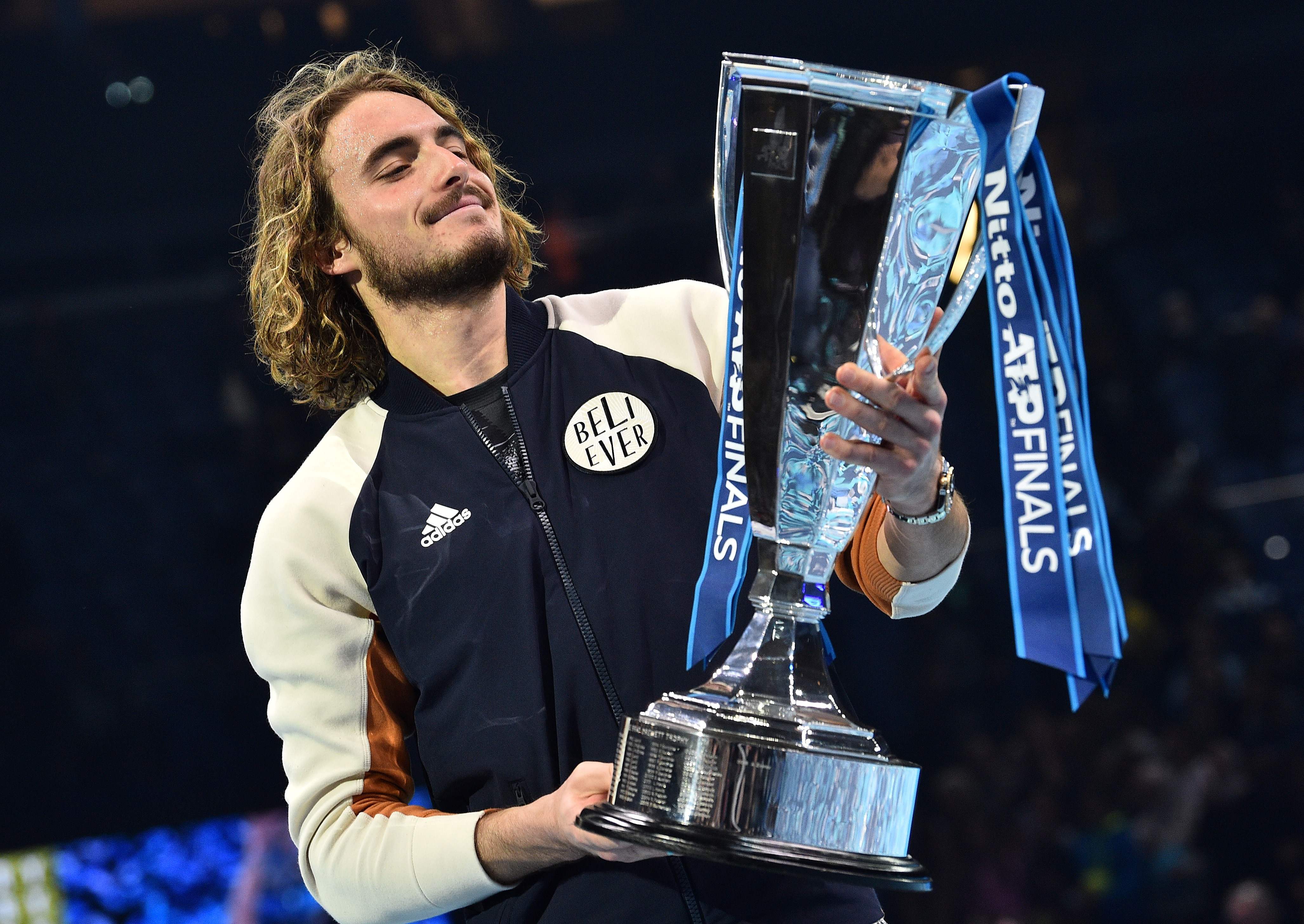 意大利网球队翻盘法国网球队，西西帕斯爆发神勇的简单介绍